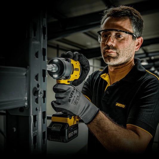 PACK EGO: LLAVE DE IMPACTO 1/2" 1180NM, CARGADOR Y 2 BATERÍAS