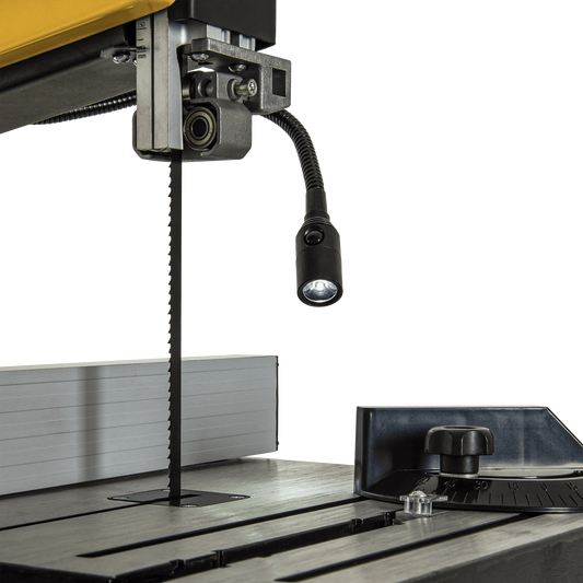 SIERRA DE CINTA VERTICAL CON BASTIDOR 550W